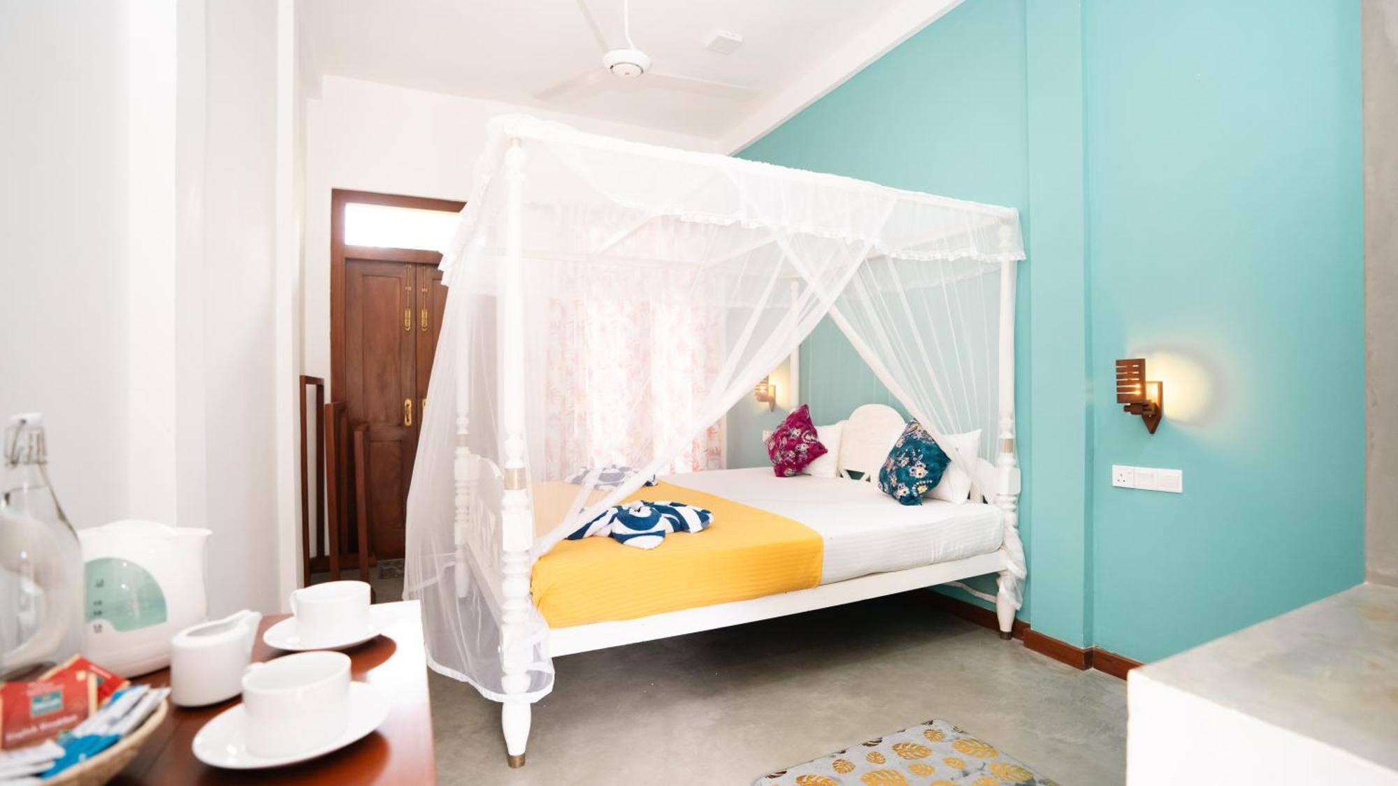 Daffodil Restaurant & Holiday Resort Унаватуна Екстериор снимка